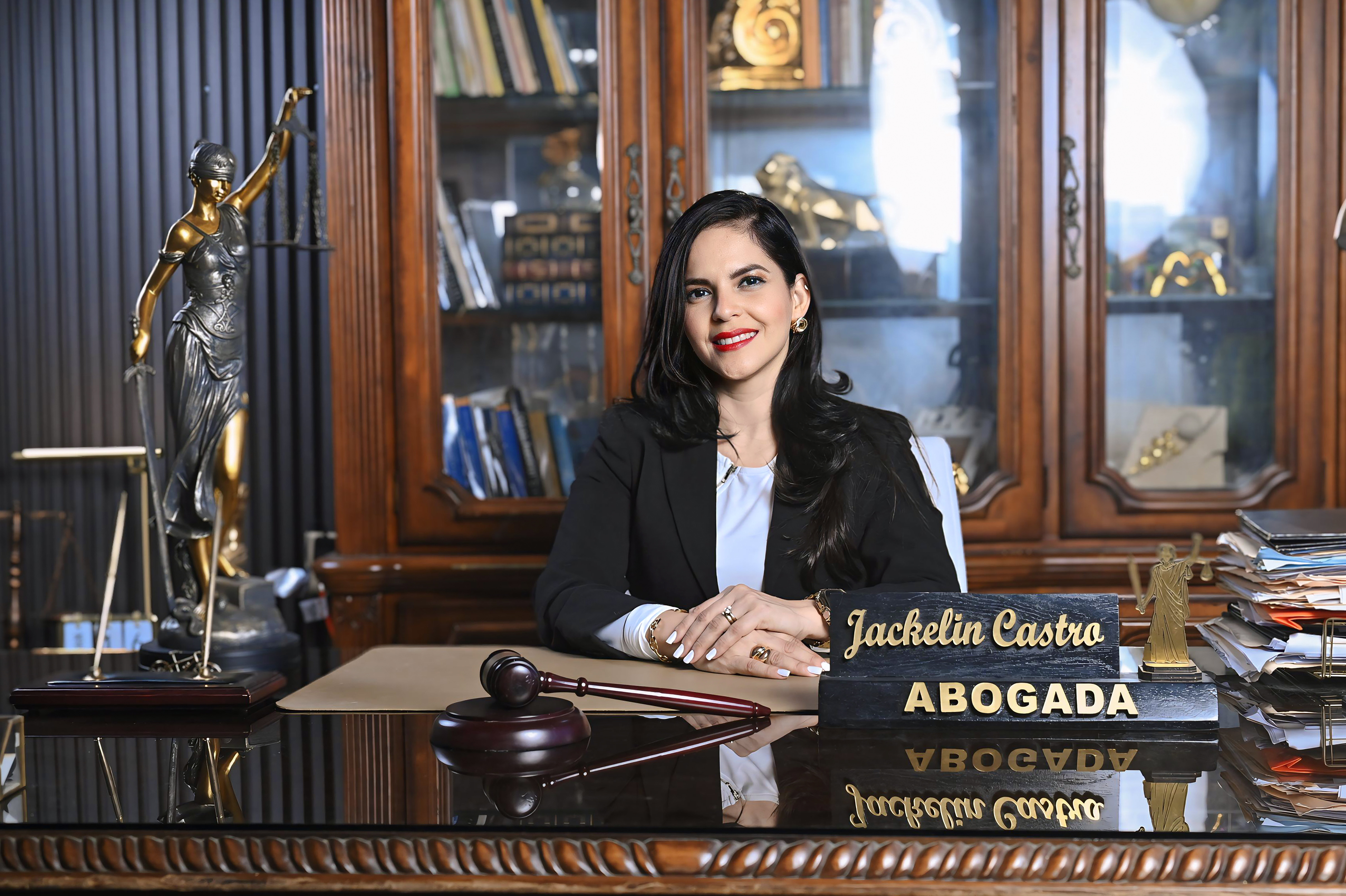 Servicios Legales